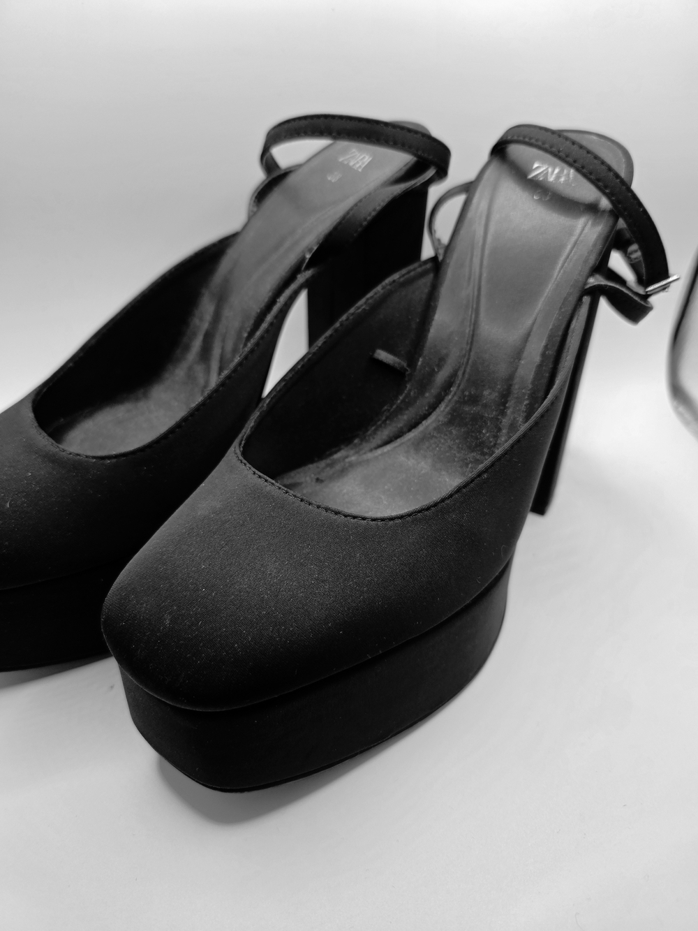 Zara Black Satin Platform Ankle Wrapping Slingback Heels Size 39 EU Chunky Retro - Picture 4 of 7